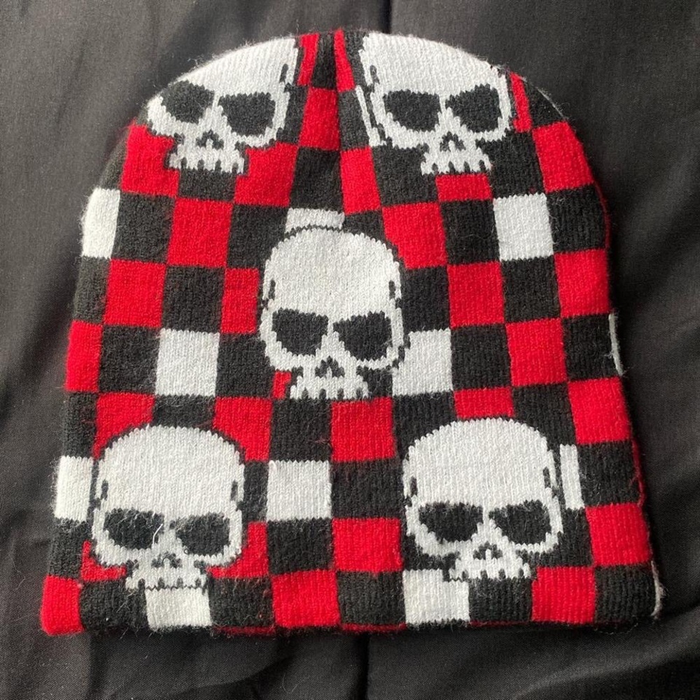 Y2K Skull Beanie